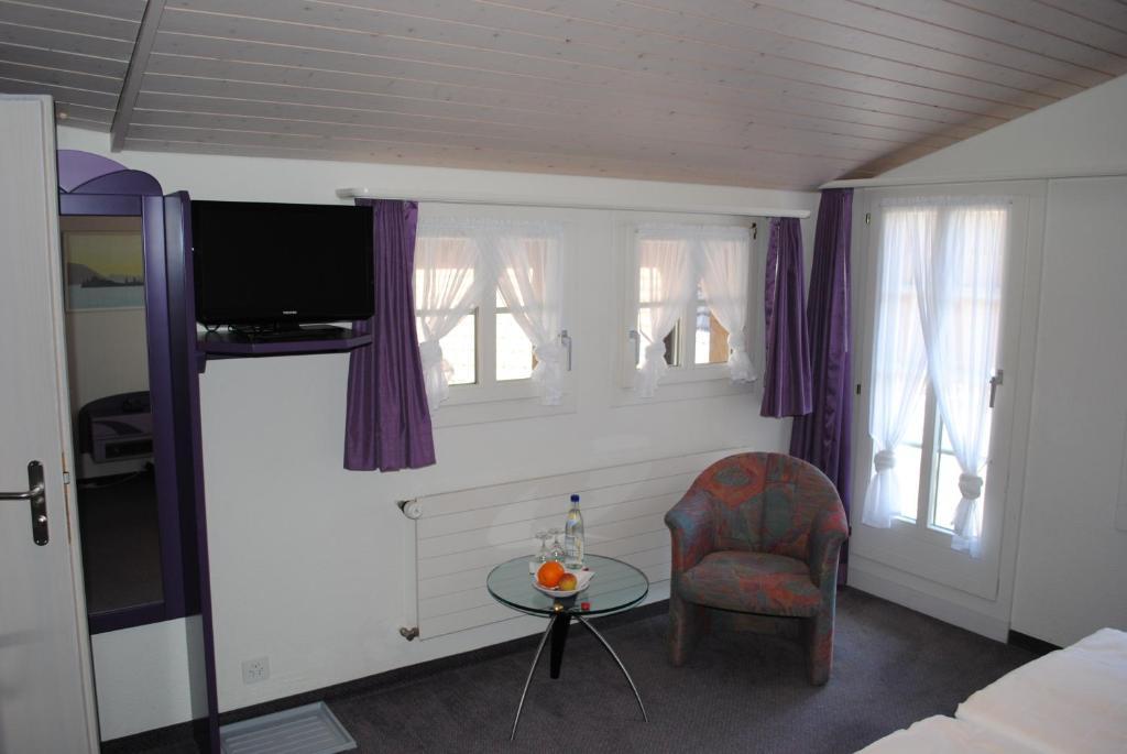 Hotel Chalet Du Lac Iseltwald Habitación foto